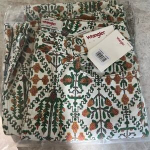 Wrangler High-rise fierce flare vintage garden size 4/27/32